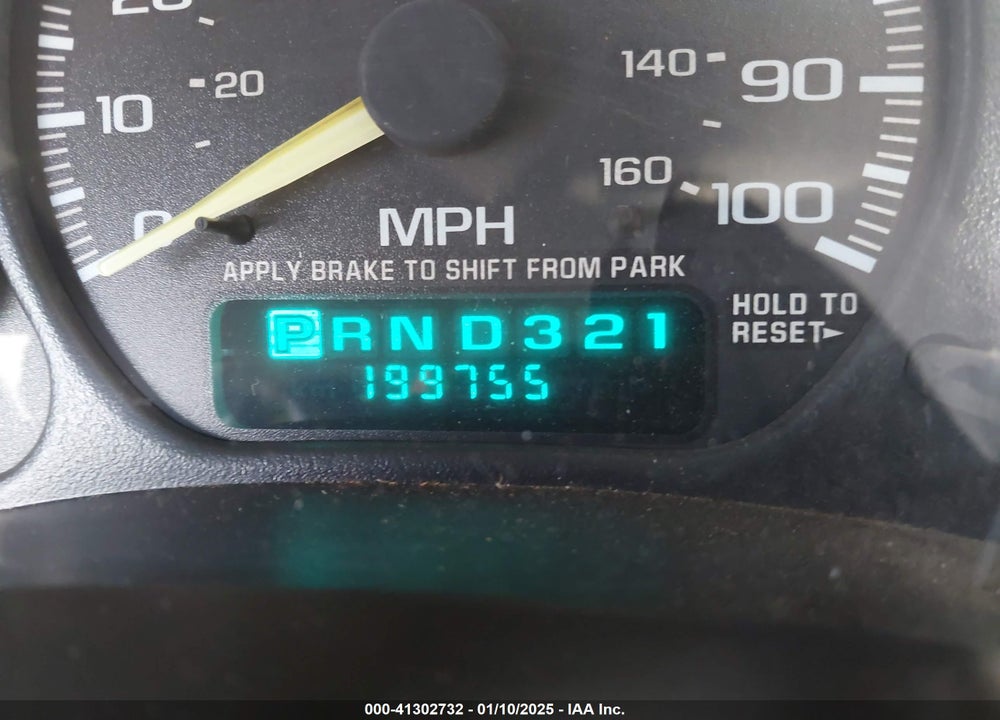 2000 CHEVROLET SILVERADO 1500 LS VIN: 1GCEC14T4YZ139904