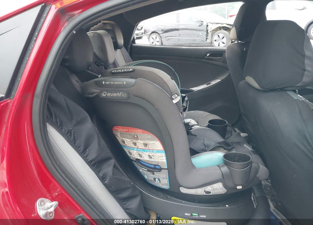 2017 HYUNDAI ACCENT VIN: KMHCT4AE0HU318111