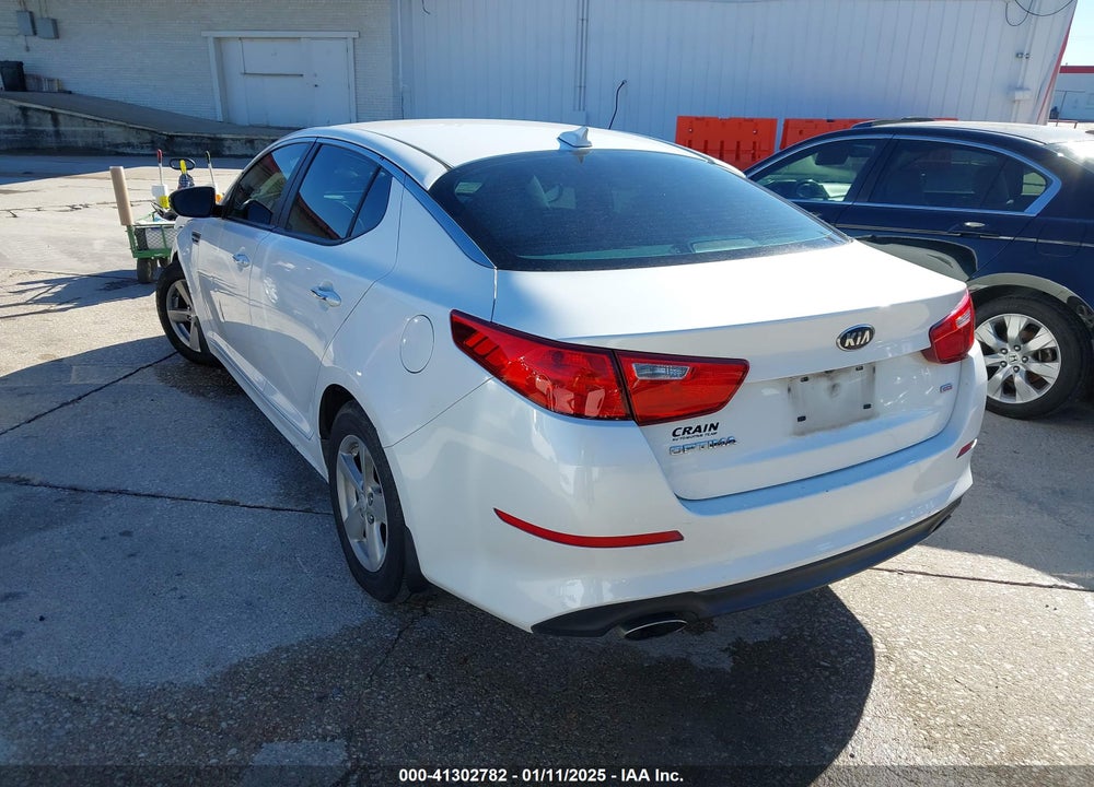 2015 KIA OPTIMA VIN: KNAGM4A70F5526756