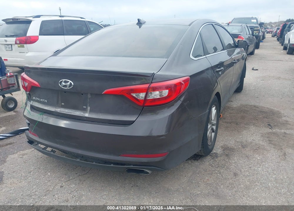 2017 HYUNDAI SONATA VIN: 5NPE24AF1HH492949