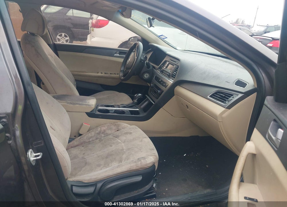 2017 HYUNDAI SONATA VIN: 5NPE24AF1HH492949