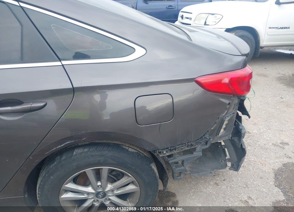 2017 HYUNDAI SONATA VIN: 5NPE24AF1HH492949