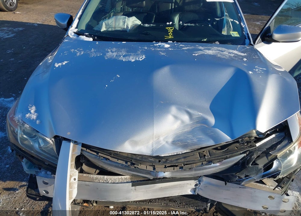 2015 ACURA ILX 2.0L VIN: 19VDE1F36FE008140