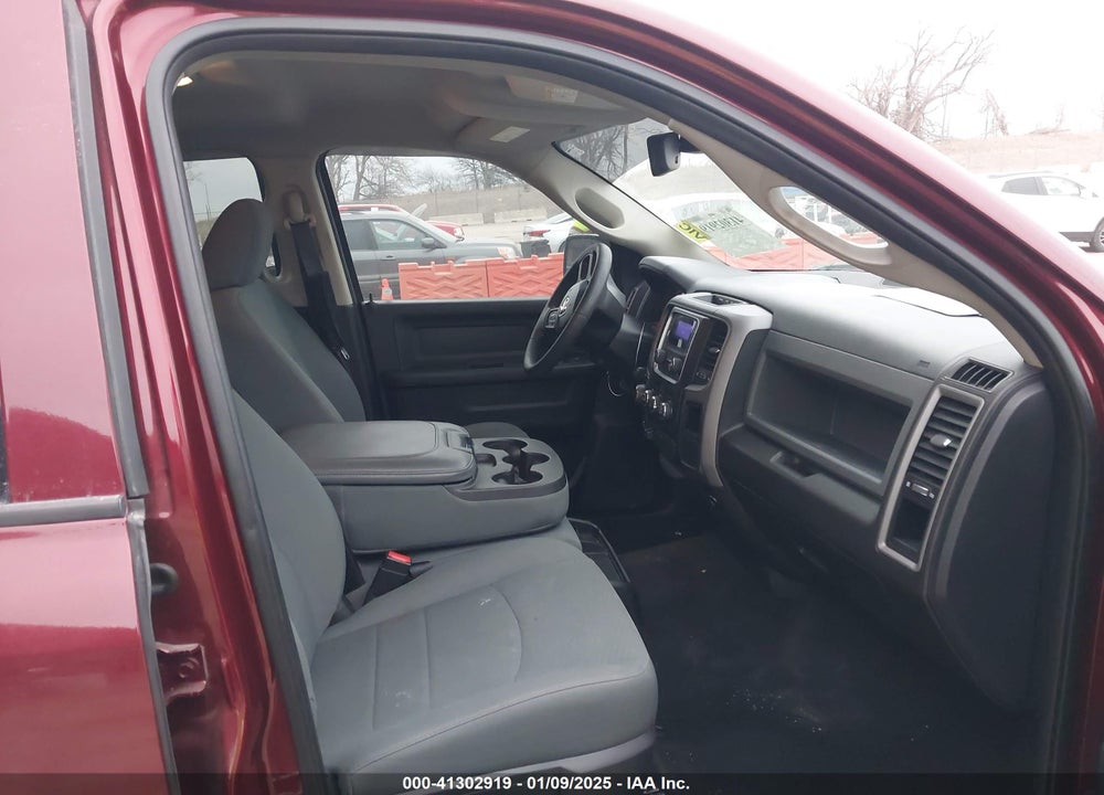 2017 RAM 1500 VIN: 3C6RR7KT7HG549349