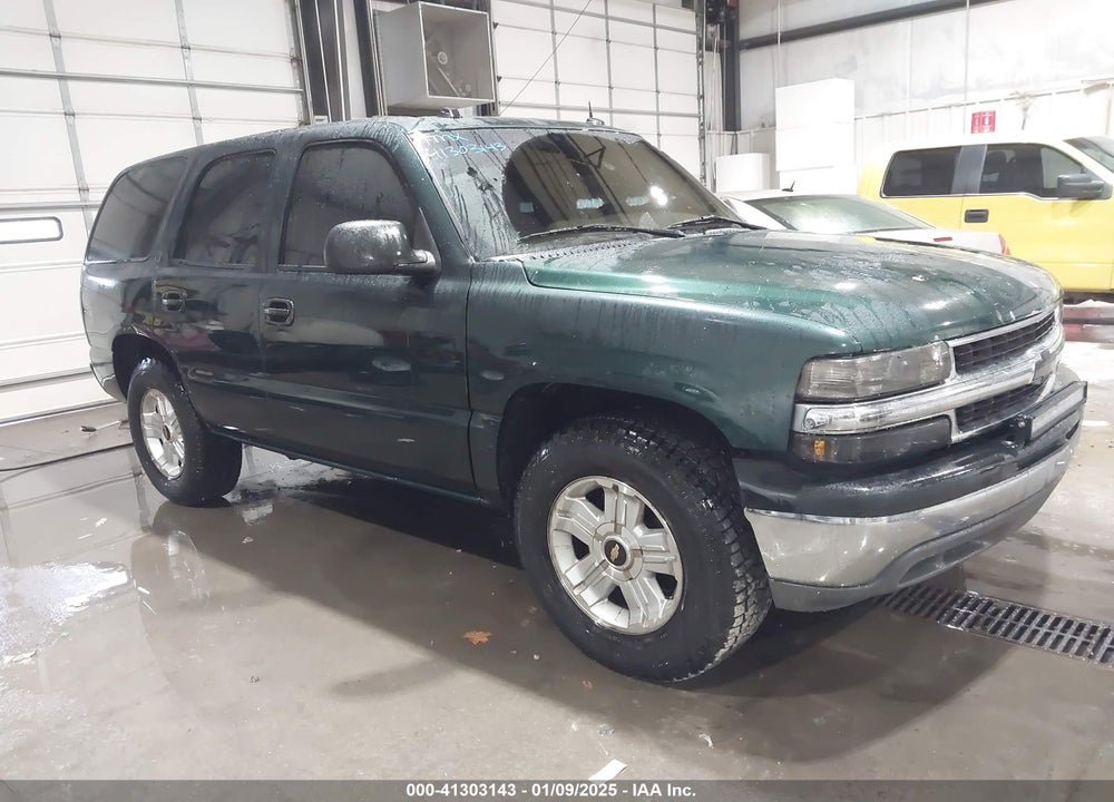 2004 CHEVROLET TAHOE LT VIN: 1GNEC13Z44R118820