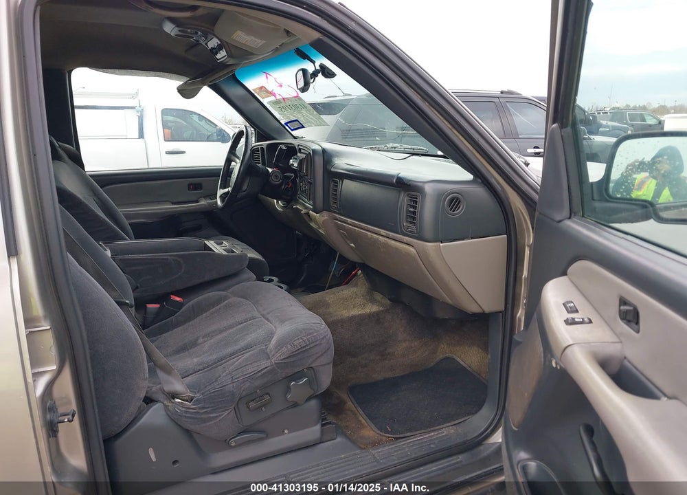 2002 CHEVROLET SUBURBAN 1500 LS VIN: 3GNEC16Z72G193181