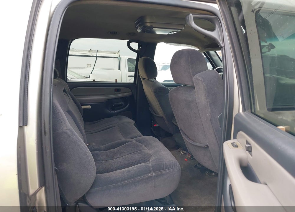 2002 CHEVROLET SUBURBAN 1500 LS VIN: 3GNEC16Z72G193181
