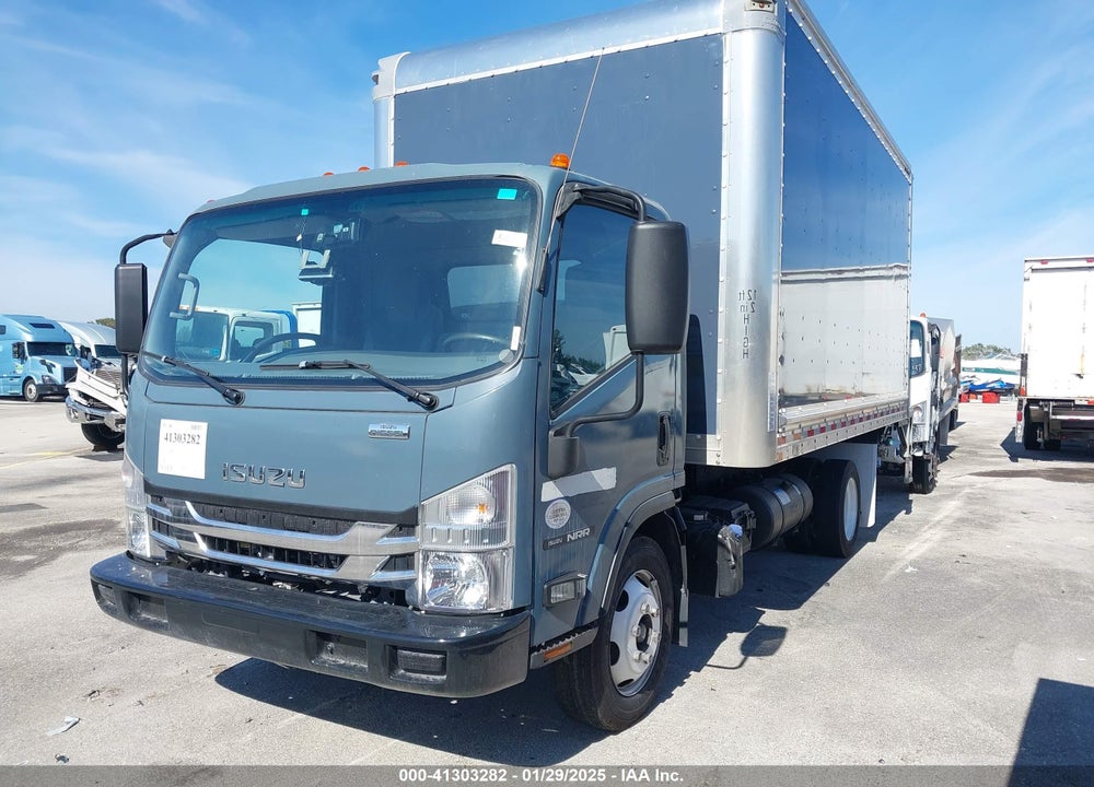 2020 ISUZU NRR VIN: JALE5W168L7303017