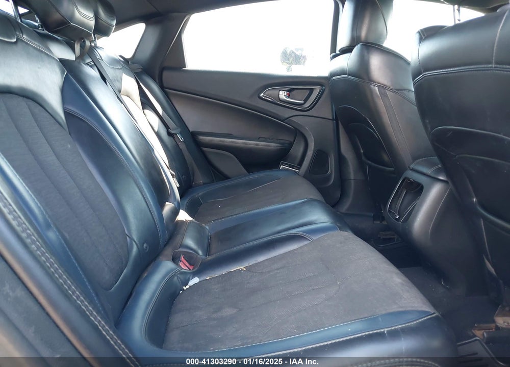 2015 CHRYSLER 200 S VIN: 1C3CCCBB6FN625328