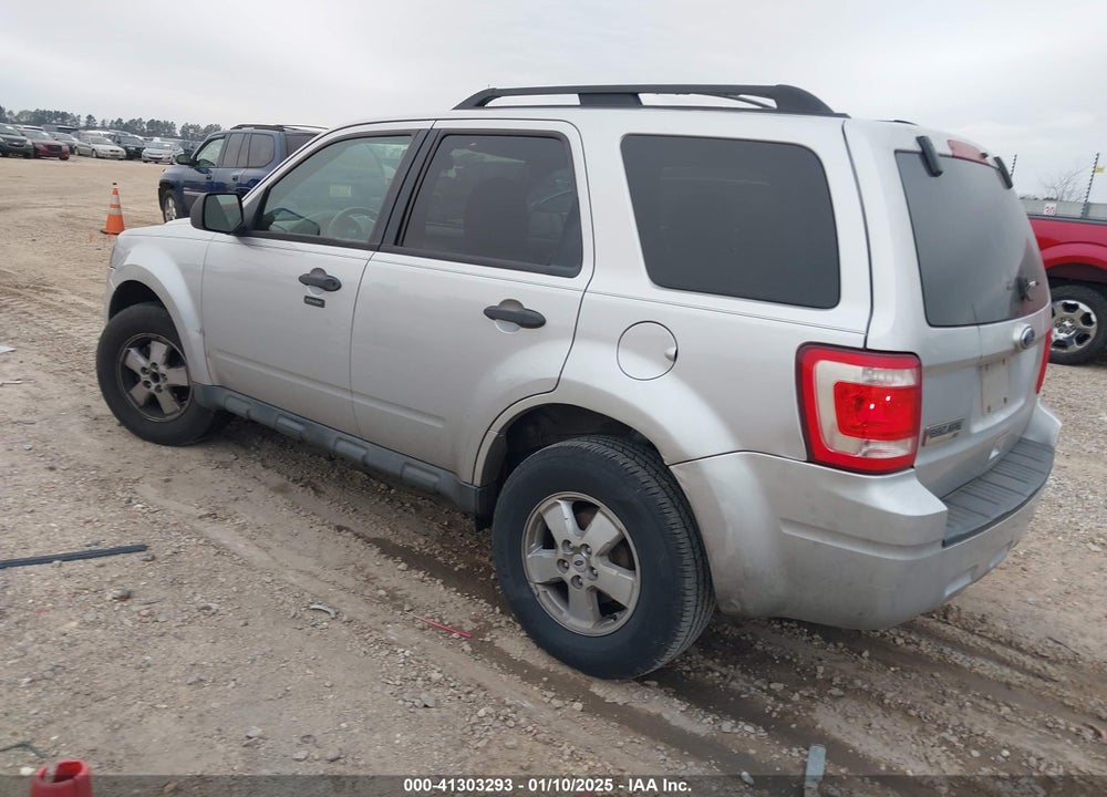 2010 FORD ESCAPE XLT VIN: 1FMCU0D76AKA12762