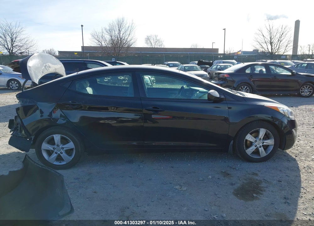 2013 HYUNDAI ELANTRA GLS VIN: 5NPDH4AEODH211333