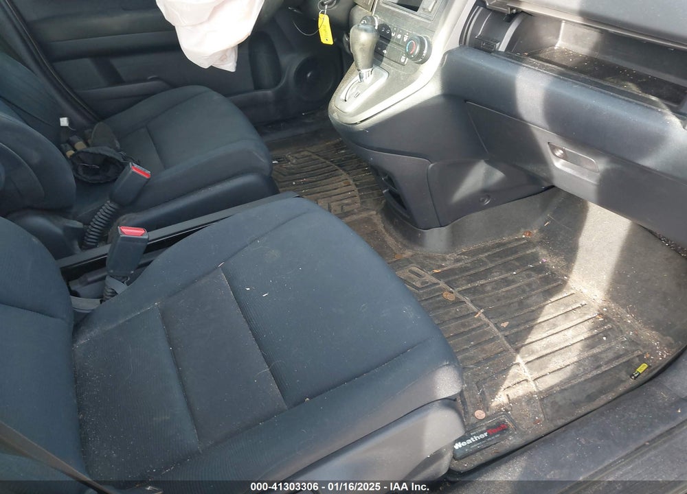 2010 HONDA CR-V LX VIN: 5J6RE4H30AL092445