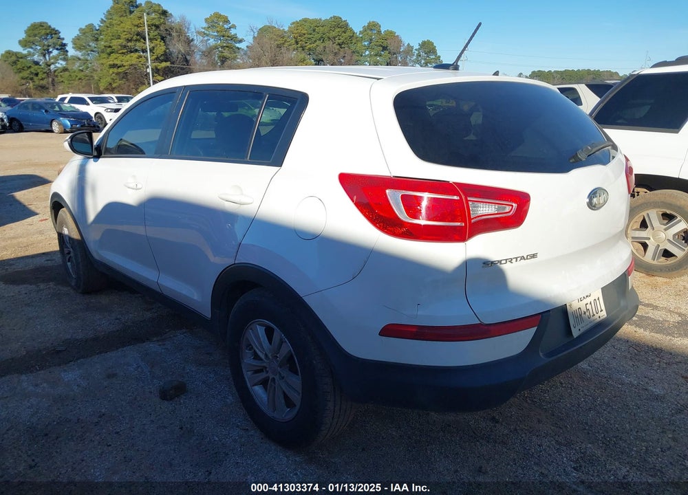 2011 KIA SPORTAGE LX VIN: KNDPB3A24B7089124
