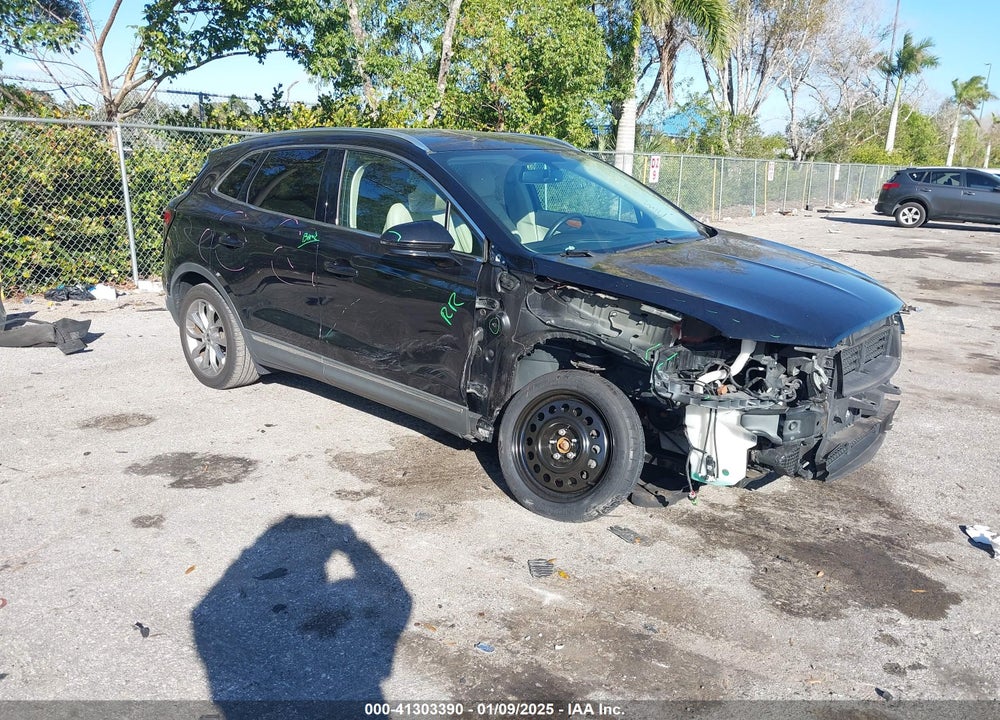 2019 LINCOLN MKC SELECT VIN: 5LMCJ2C99KUL16744