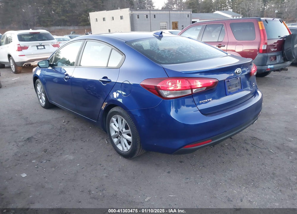 2017 KIA FORTE VIN: 3KPFL4A78HE030080