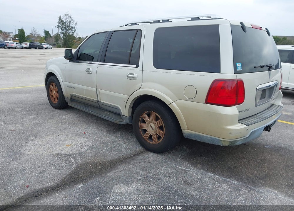 2004 LINCOLN NAVIGATOR VIN: 5LMFU27R34LJ41169