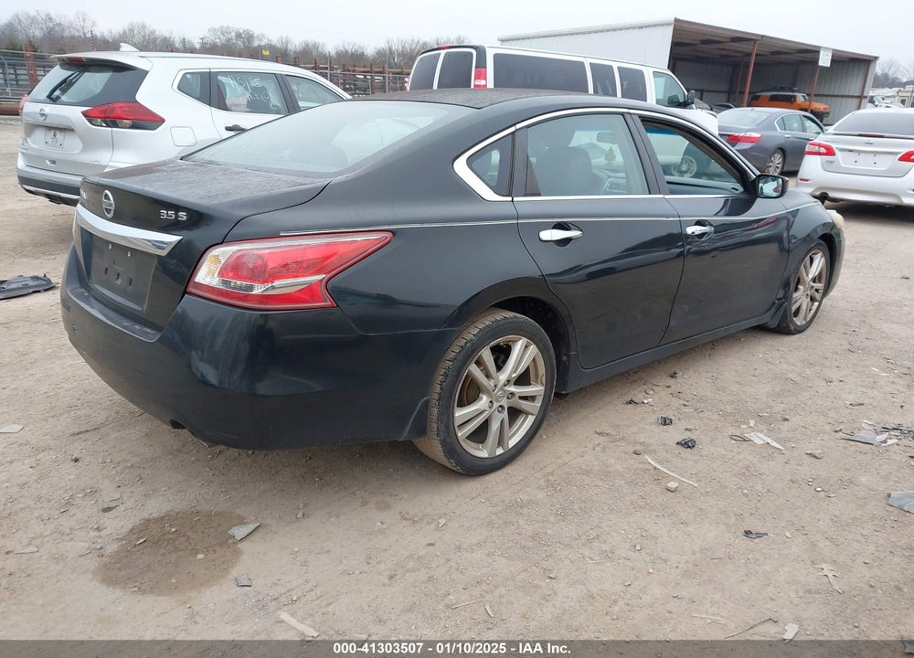 2013 NISSAN ALTIMA VIN: 1N4BL3AP8DN443993
