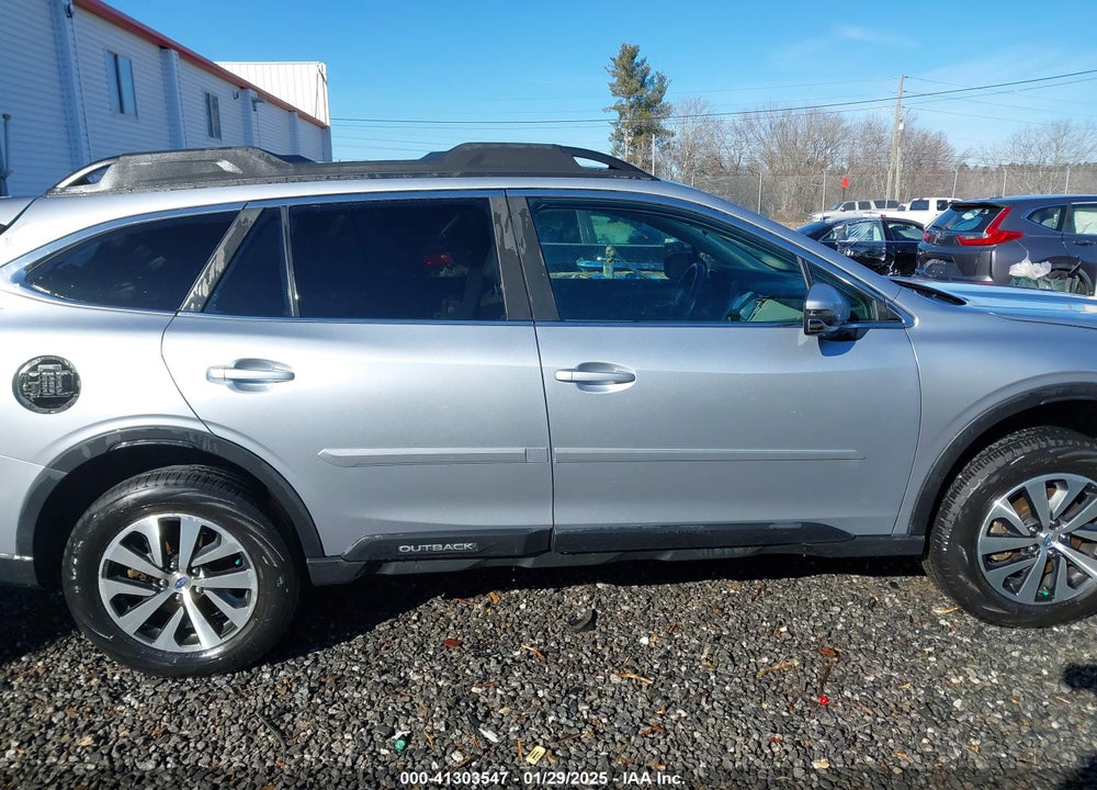 2022 SUBARU OUTBACK PREMIUM VIN: 4S4BTACC9N3141825