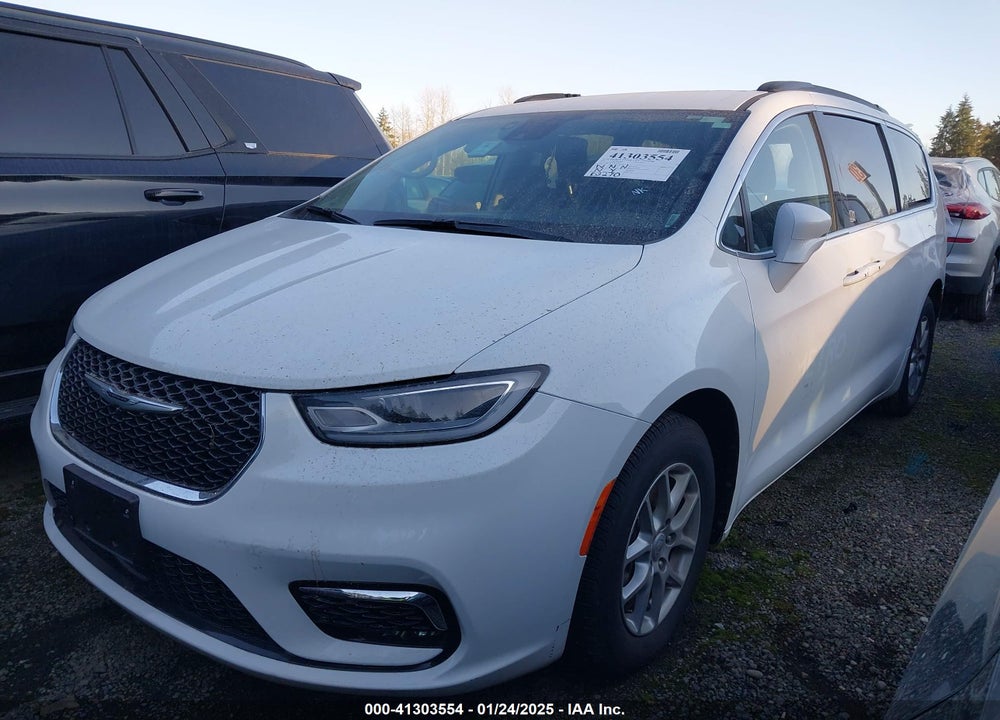 2022 CHRYSLER PACIFICA TOURING L VIN: 2C4RC1BG0NR176395
