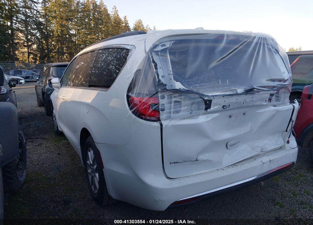 2022 CHRYSLER PACIFICA TOURING L VIN: 2C4RC1BG0NR176395