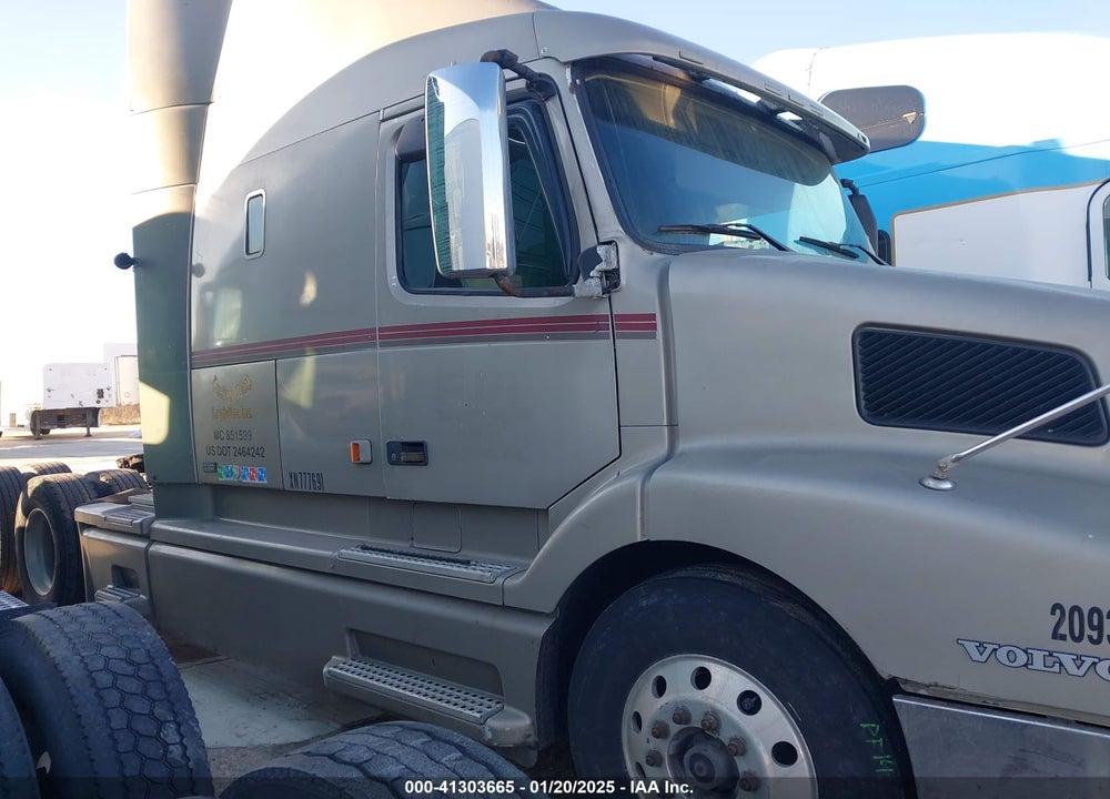 1999 VOLVO VN VIN: 4VG7DERH5XN777691