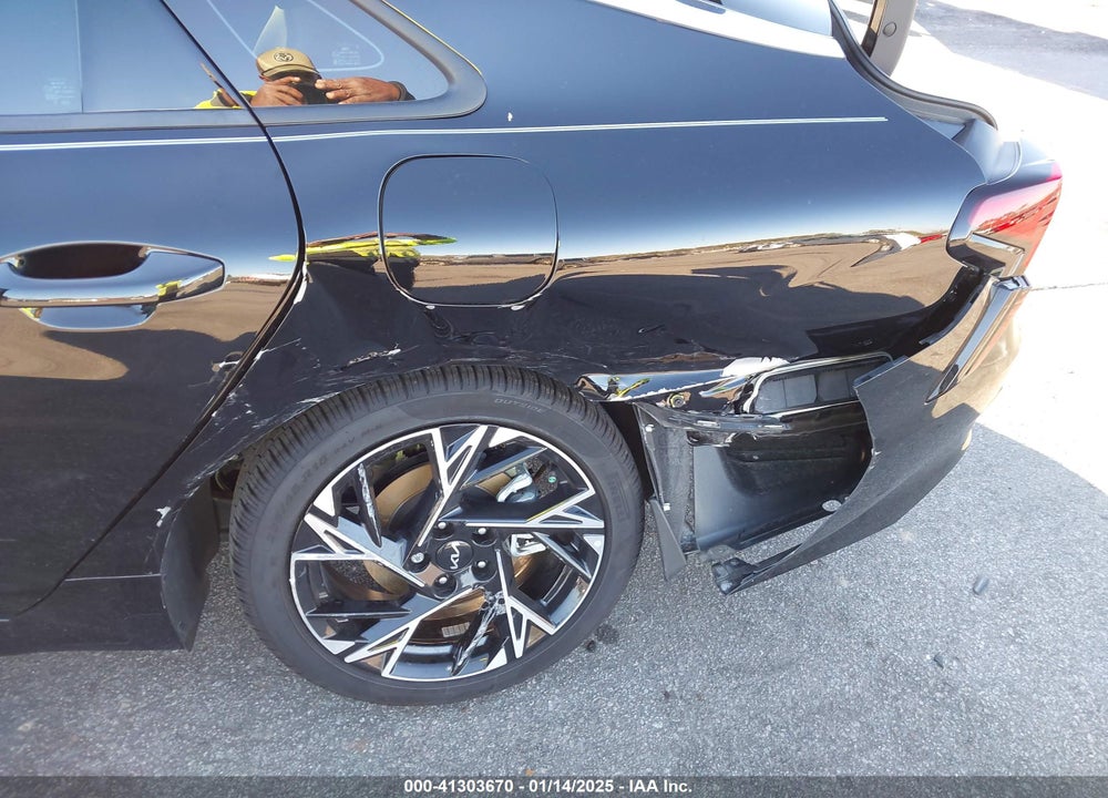 2025 KIA K5 VIN: KNAG64J71S5269658