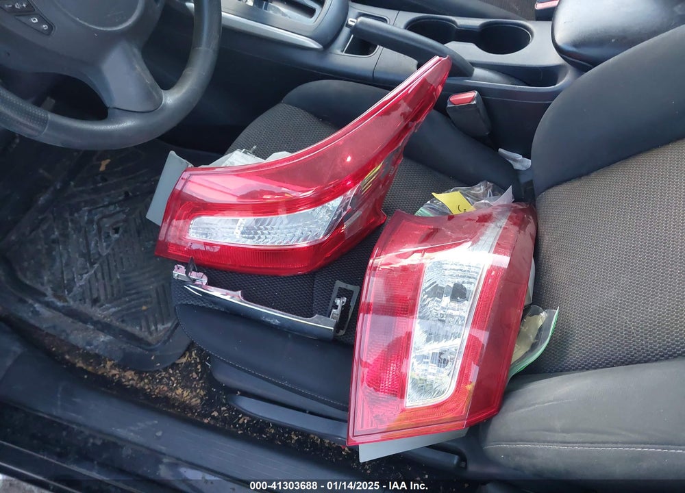 2018 NISSAN SENTRA VIN: 3N1AB7AP9JY222484