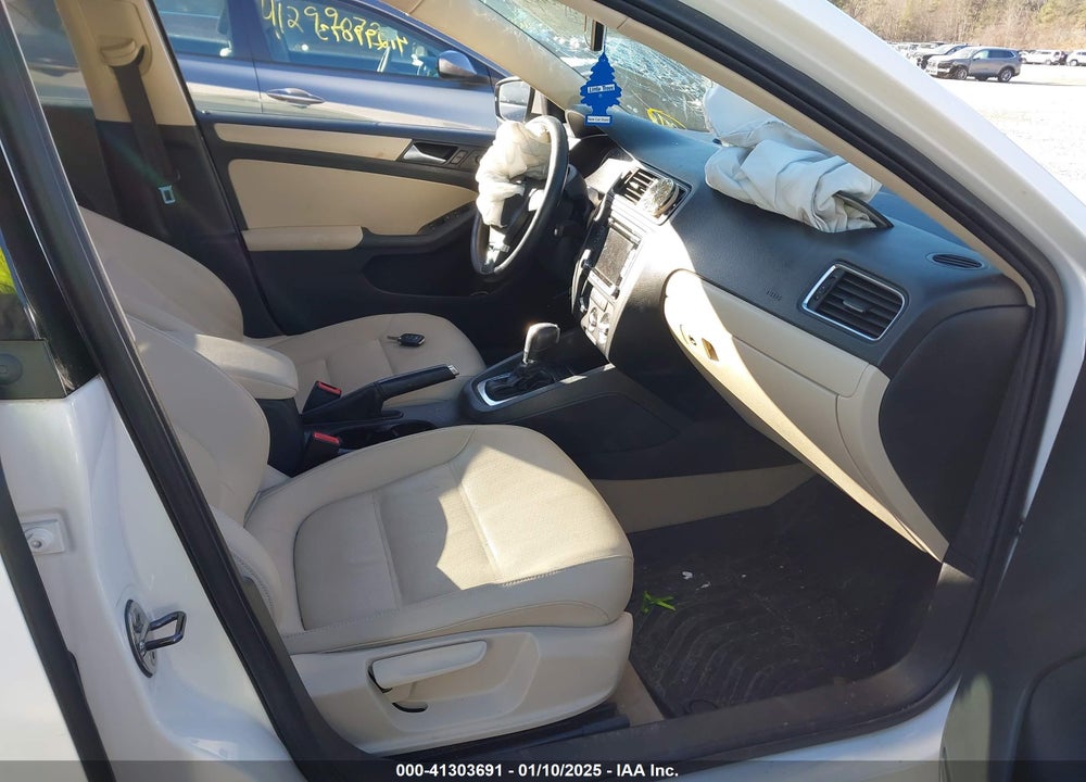 2012 VOLKSWAGEN JETTA 2.5L SE VIN: 3VWDP7AJ5CM406951