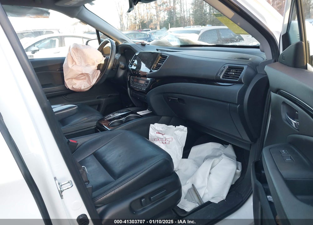 2021 HONDA PILOT VIN: 5FNYF6H60MB003114