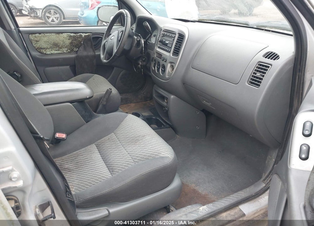 2003 FORD ESCAPE XLT VIN: 1FMYU93193KA22258