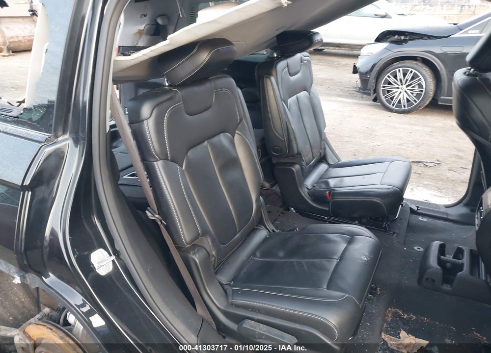 2021 JEEP GRAND CHEROKEE L LIMITED 4X4 VIN: 1C4RJKBG5M8133936