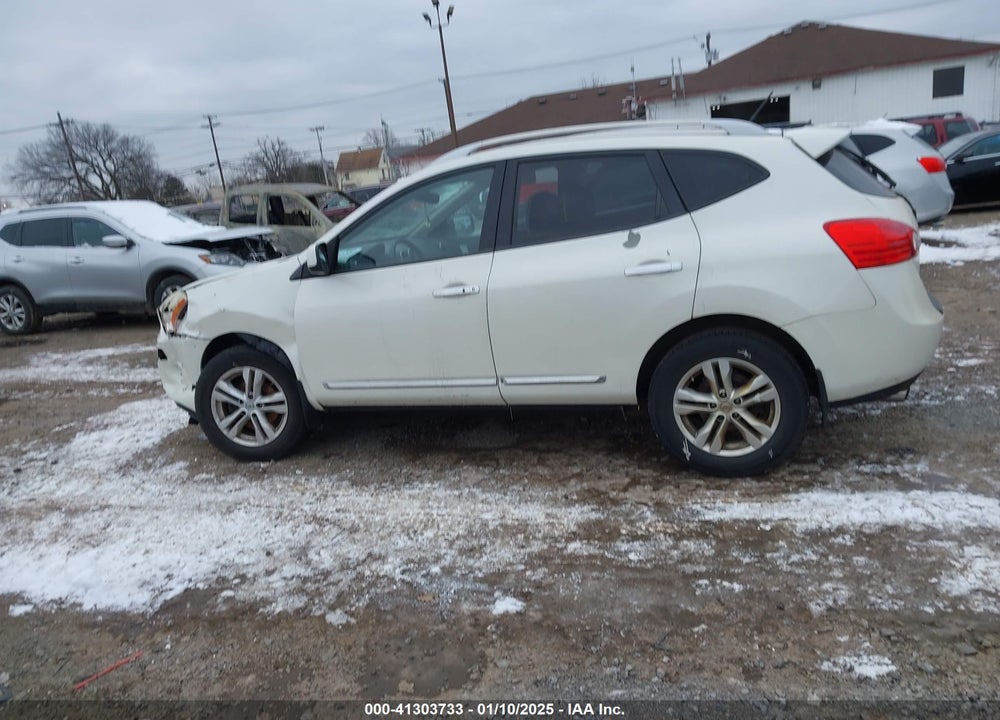 2013 NISSAN ROGUE SV VIN: JN8AS5MV4DW628653