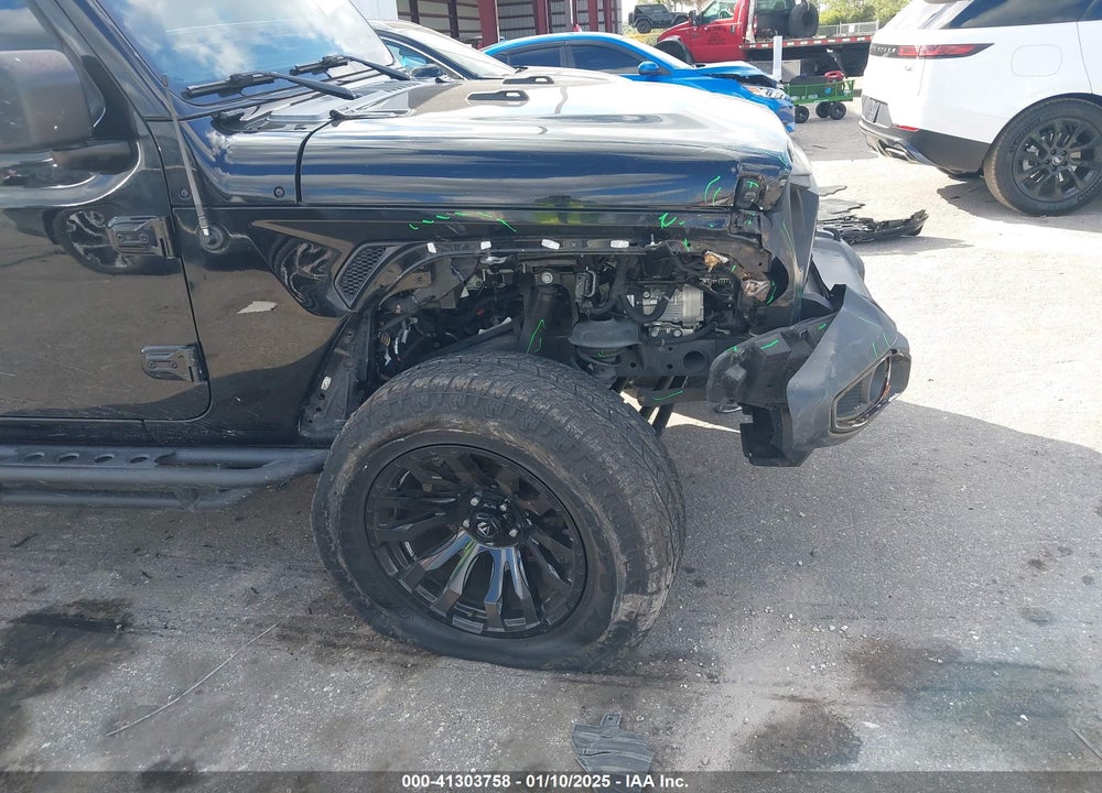 2020 JEEP WRANGLER UNLIMITED SAHARA 4X4 VIN: 1C4HJXENXLW167223
