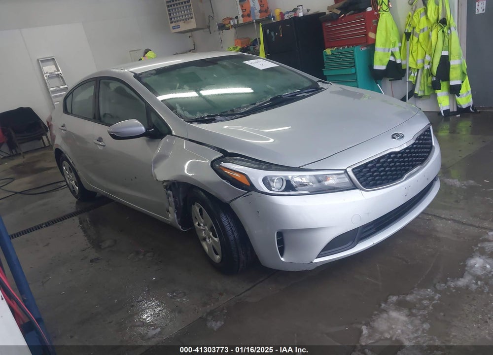 2018 KIA FORTE LX VIN: 3KPFK4A75JE193200