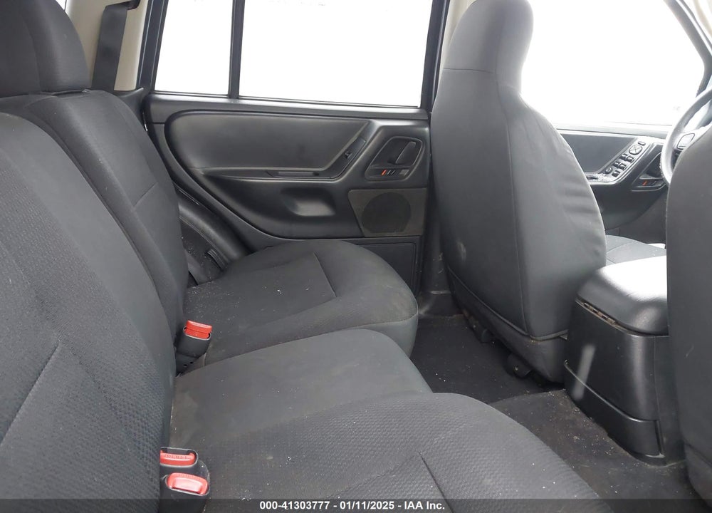 2003 JEEP GRAND CHEROKEE LAREDO VIN: 1J4GW48S43C605212