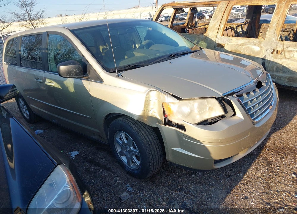 2010 CHRYSLER TOWN & COUNTRY NEW LX VIN: 2A4RR2D13AR351790