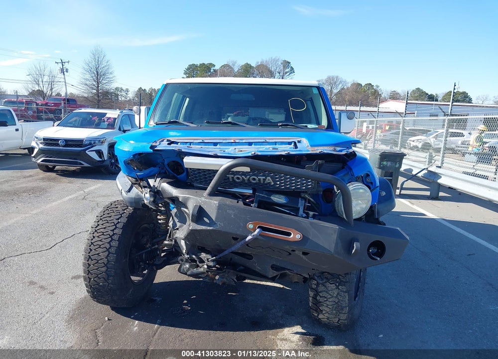 2007 TOYOTA FJ CRUISER VIN: JTEBU11F570049674
