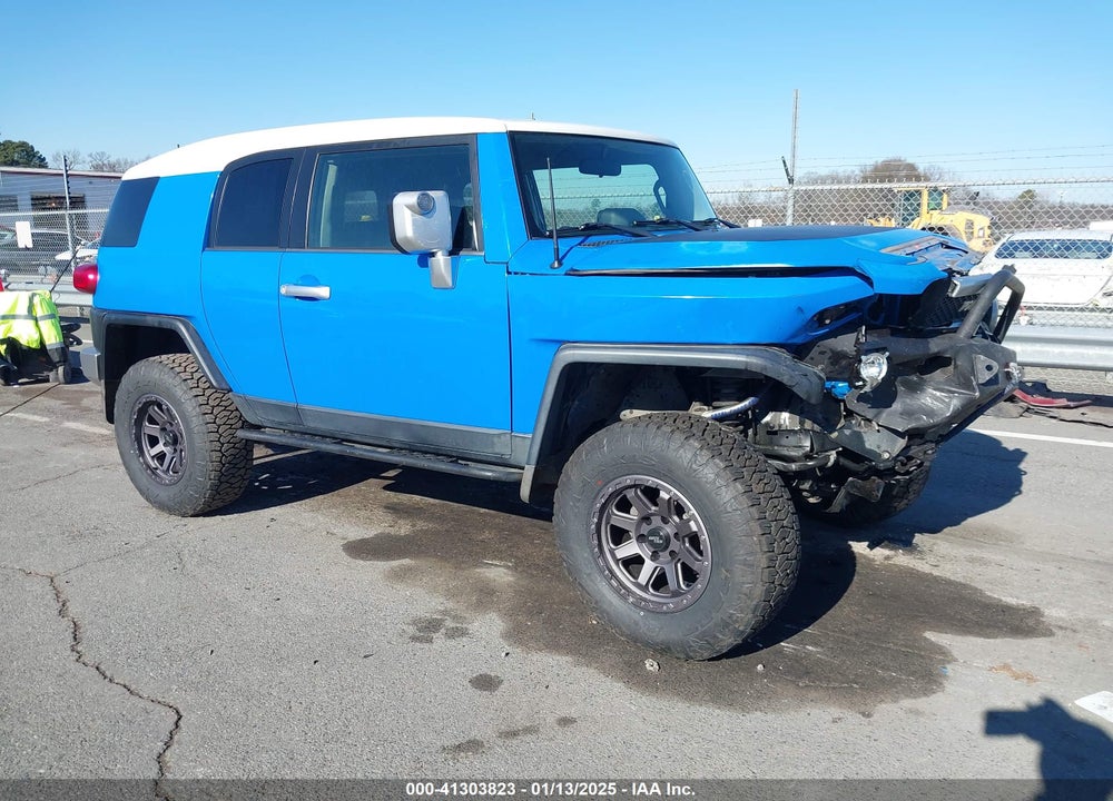 2007 TOYOTA FJ CRUISER VIN: JTEBU11F570049674