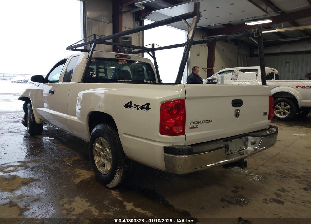 2005 DODGE DAKOTA SLT VIN: 1D7HW42N35S145309