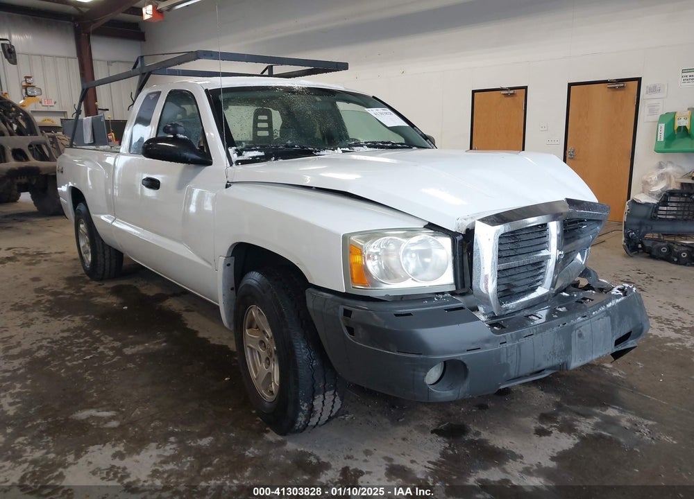 2005 DODGE DAKOTA SLT VIN: 1D7HW42N35S145309