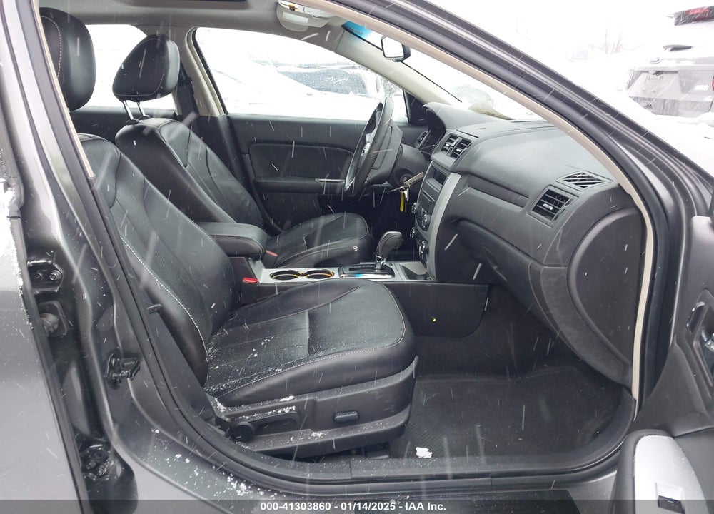 2010 MERCURY MILAN VIN: 3MEHM0JA4AR637794