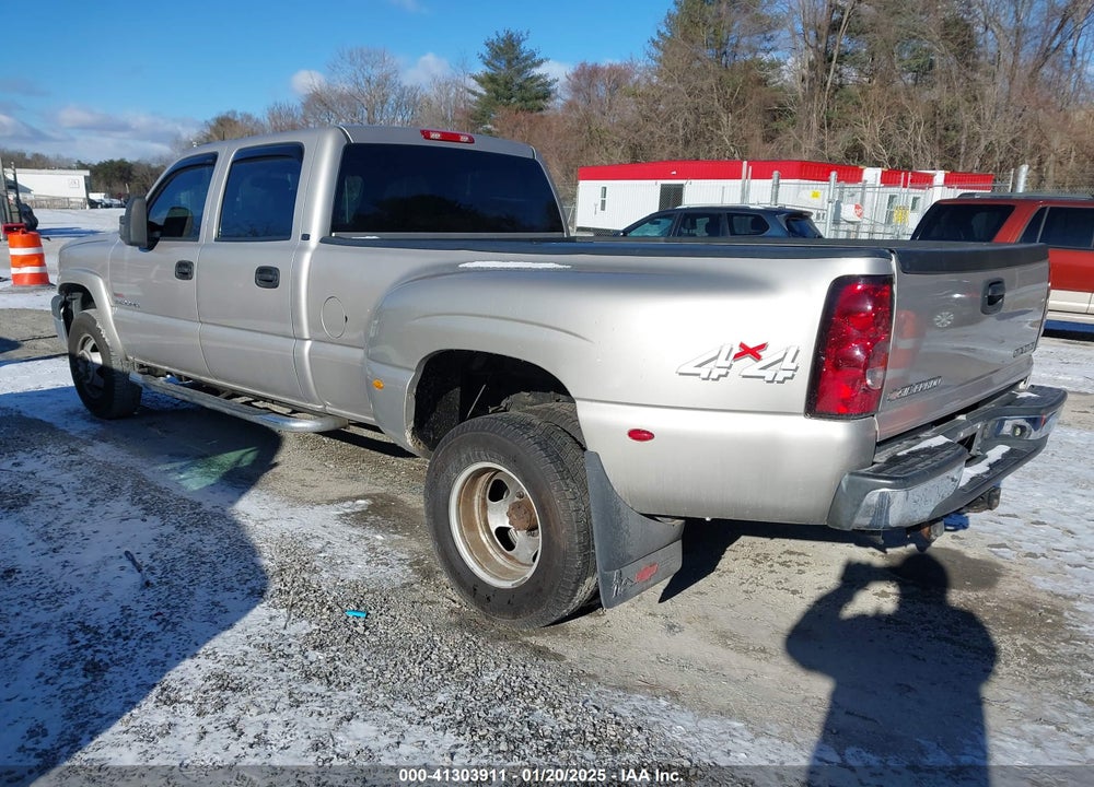 2005 CHEVROLET SILVERADO 3500 LT VIN: 1GCJK33205F841043