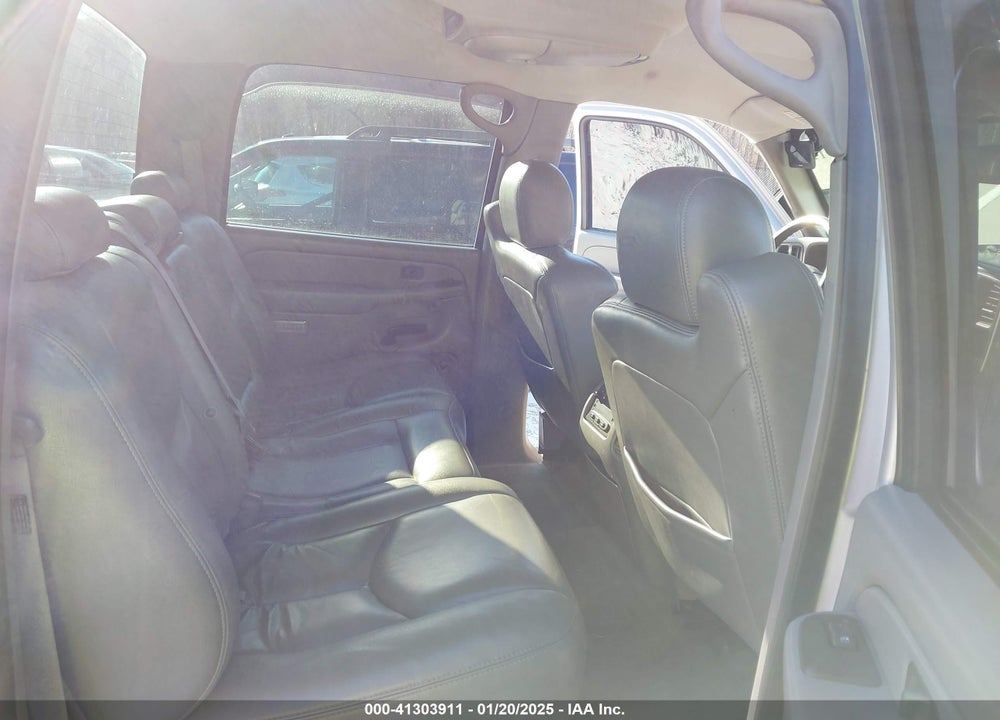2005 CHEVROLET SILVERADO 3500 LT VIN: 1GCJK33205F841043