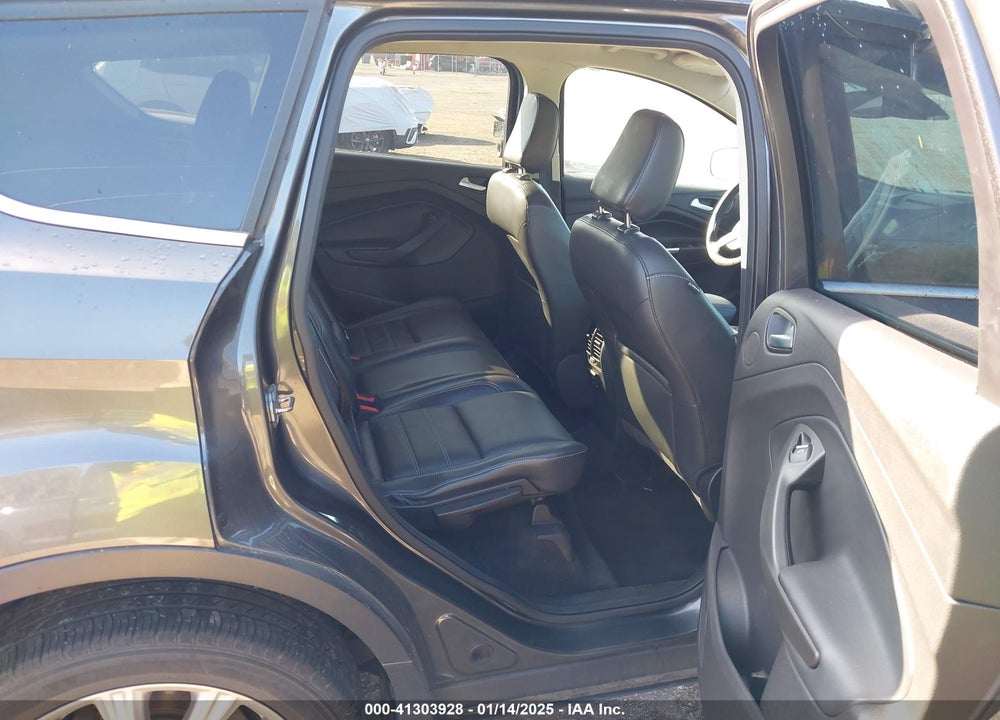 2018 FORD ESCAPE TITANIUM VIN: 1FMCU0J90JUB40683