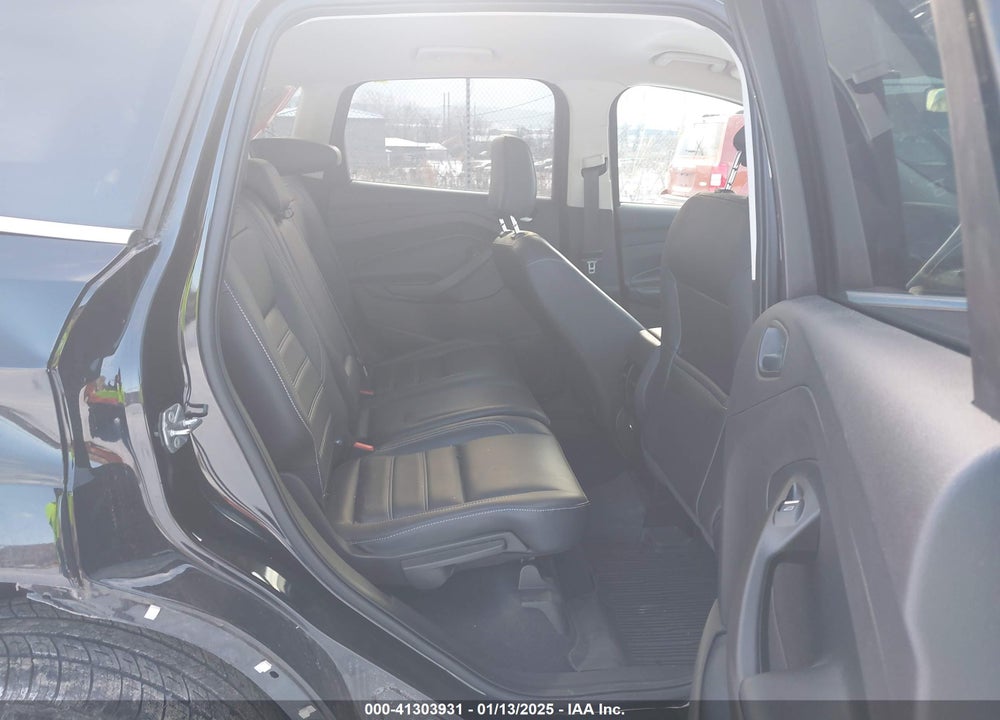 2019 FORD ESCAPE SEL VIN: 1FMCU9HD4KUA23690