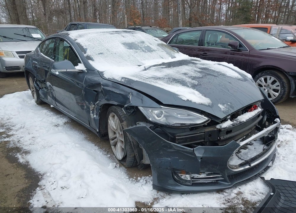 2013 TESLA MODEL S VIN: 5YJSA1CN6DFP26763