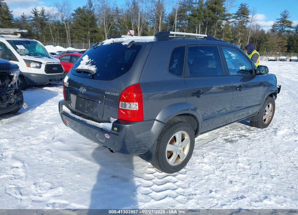 2008 HYUNDAI TUCSON GLS VIN: KM8JM12B38U710426