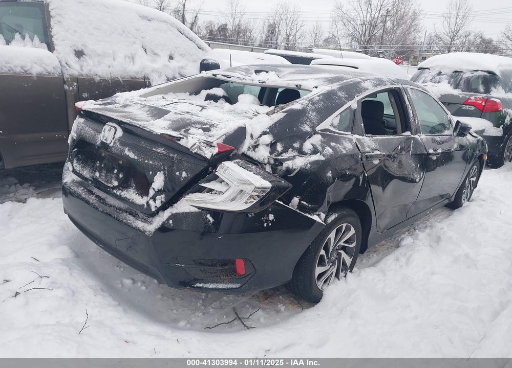 2018 HONDA CIVIC VIN: 19XFC2F85JE026807