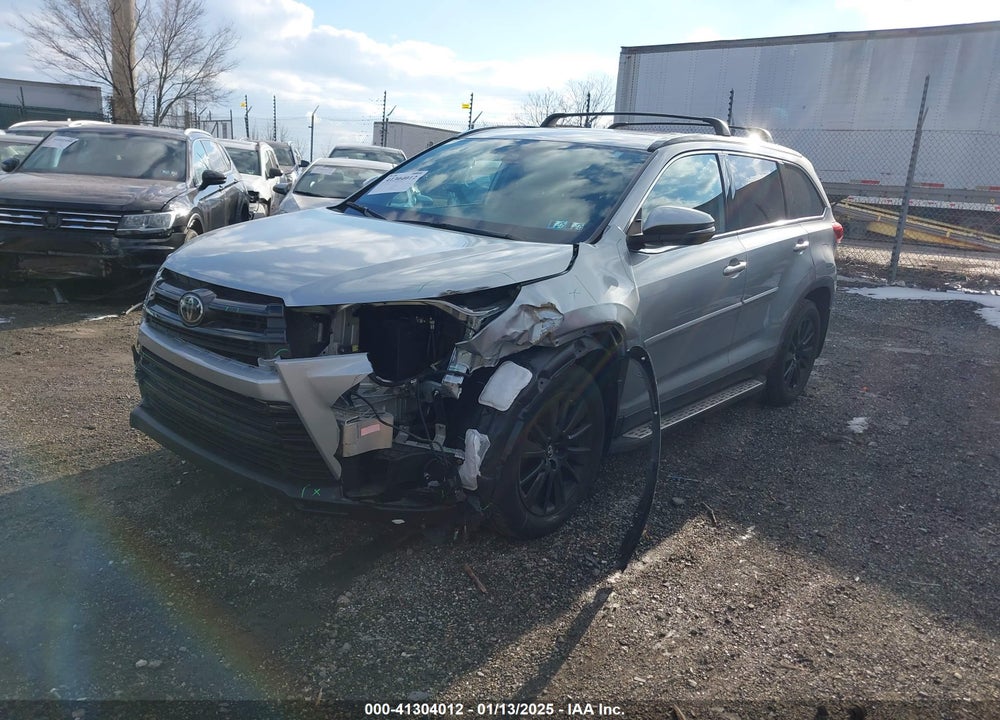 2019 TOYOTA HIGHLANDER SE VIN: 5TDJZRFH5KS606423