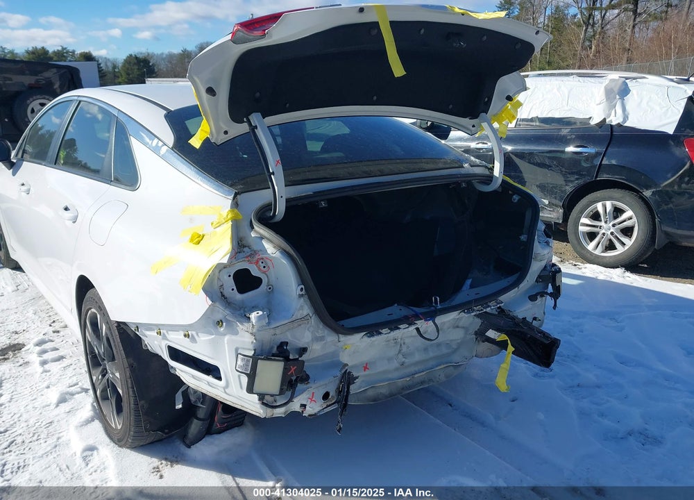 2022 KIA K5 GT LINE VIN: 5XXG64J21NG141007